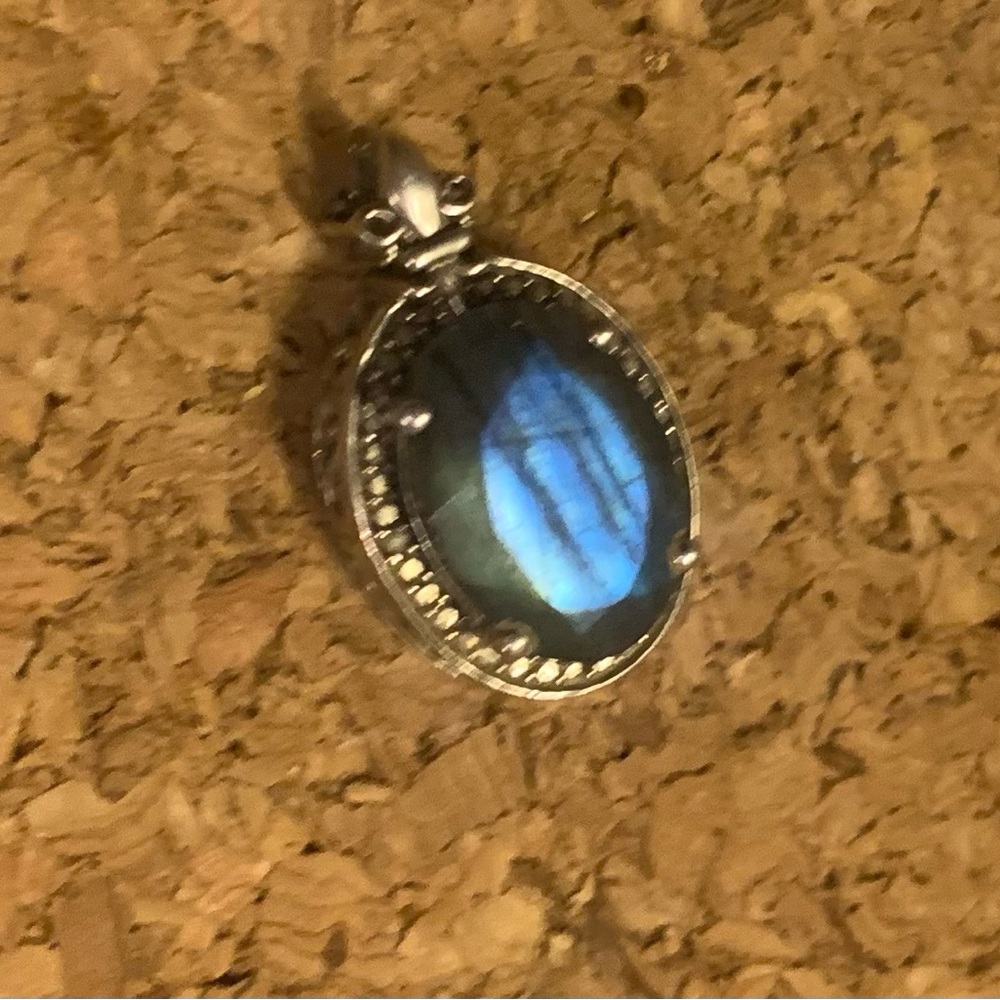 Labradorite Pendant SS - Picture 6 of 7